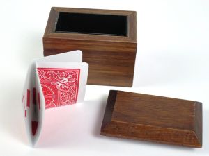 CARD BOX ILLUSION