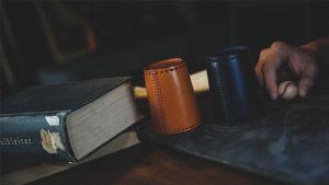 Leder-Chop Cup mit Ball by TCC